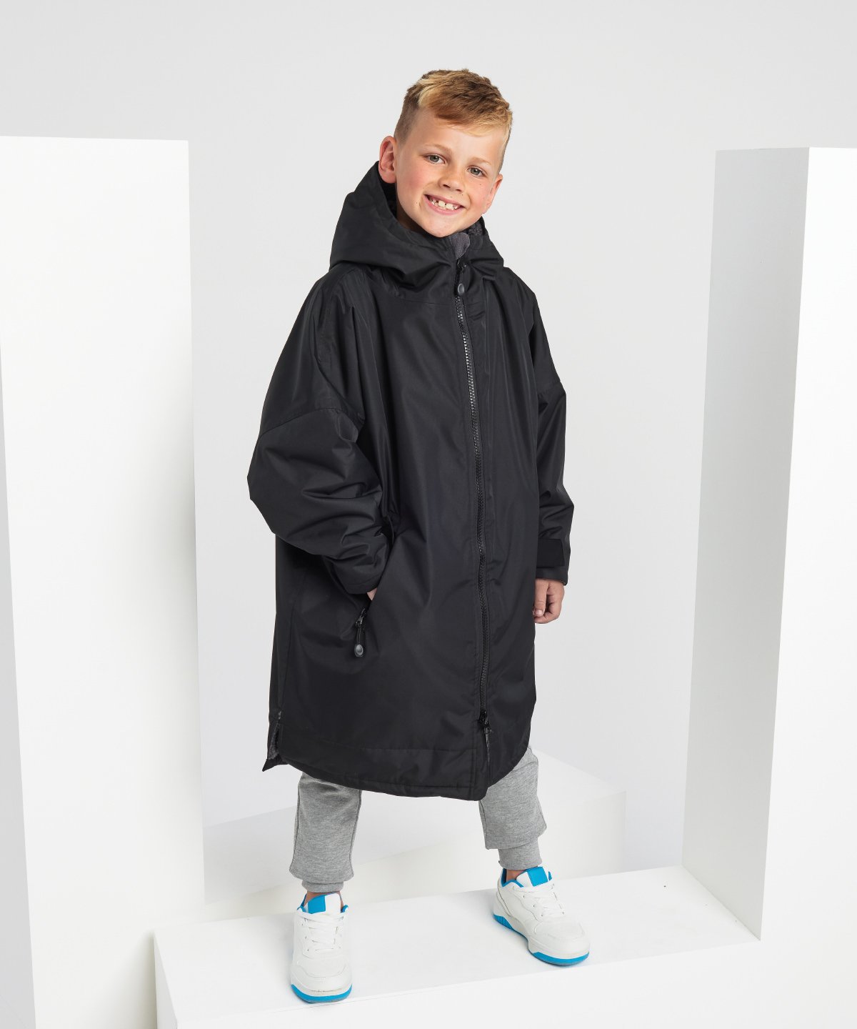All-seasons waterproof Kid's changing robe